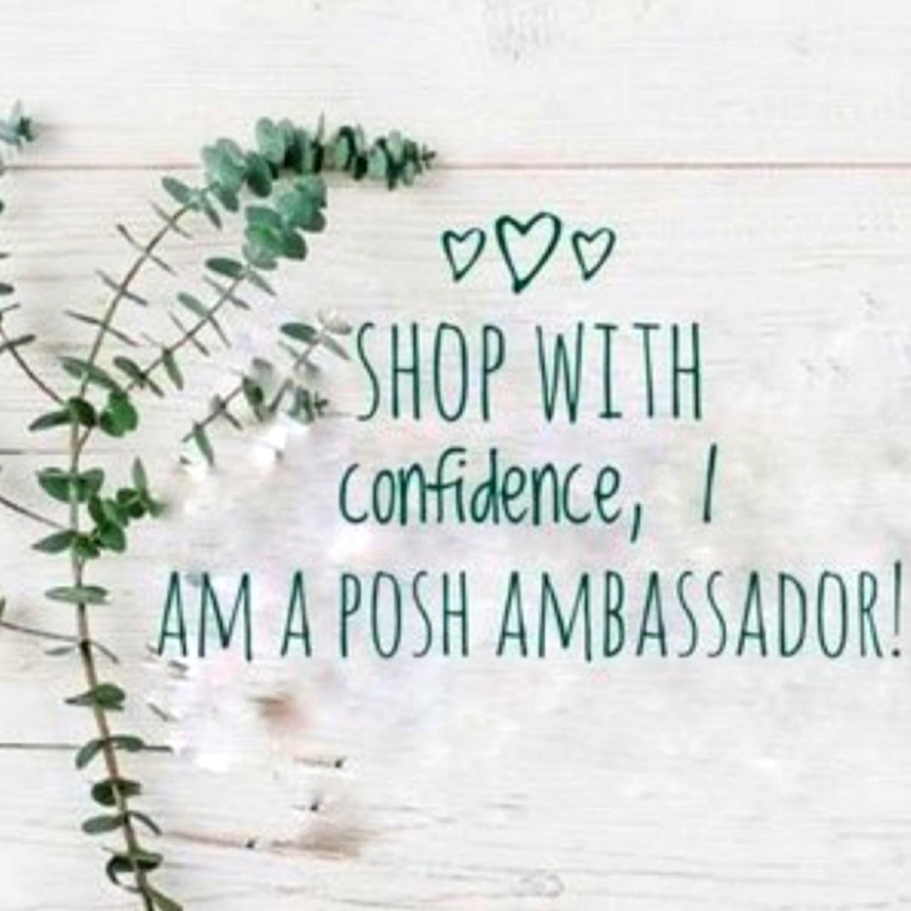 I am a Poshmark Ambassador 🤟🏻